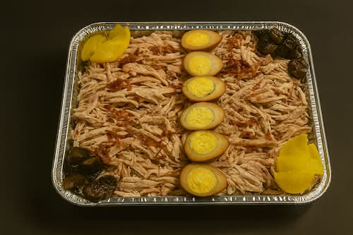 Platter House Special Chicken Rice ( incl. Eggs) / Y68  歡樂餐招牌雞肉飯(附蛋)